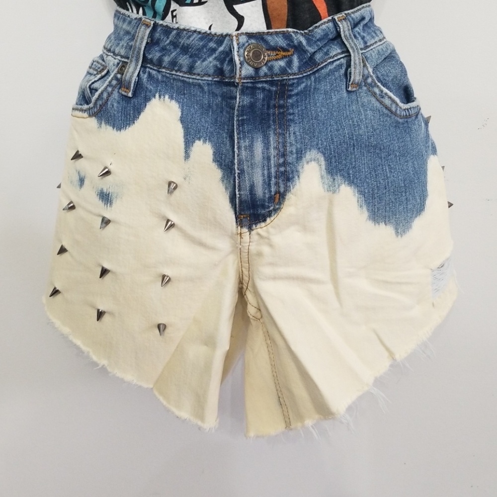 "ARIZONA JEAN CO." One of a kind shorts